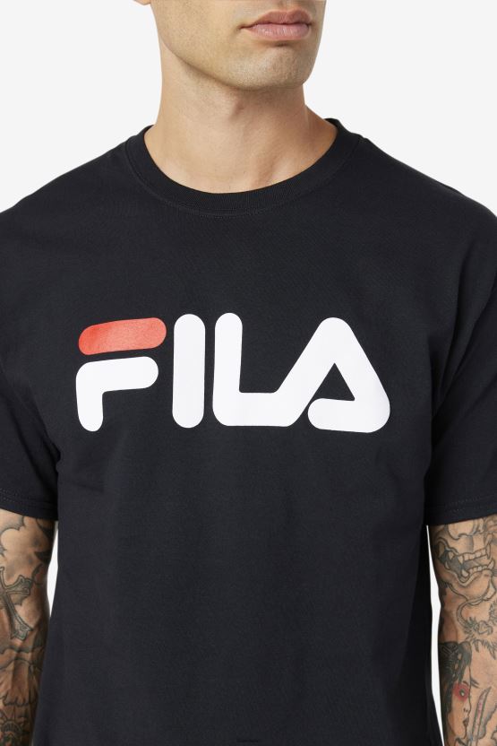 تي شيرت رجالي بشعار Fila باللون الأسود/الأبيض/الأحمر BX00H4267 أسود / أبيض / أحمر FILA