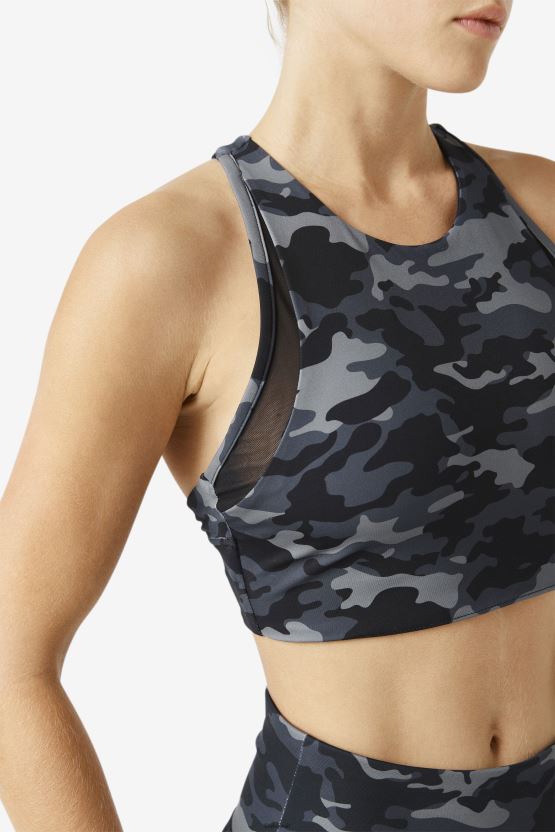 حمالة صدر رياضية مموهة داكنة/سوداء اللون من Fila Uplift على شكل حرف T BX00H41797 كامو داكن/أسود FILA