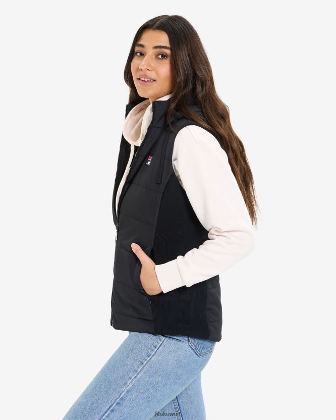 سترة Iranga المنتفخة للسيدات باللون الأسود من Fila BX00H42974 أسود FILA