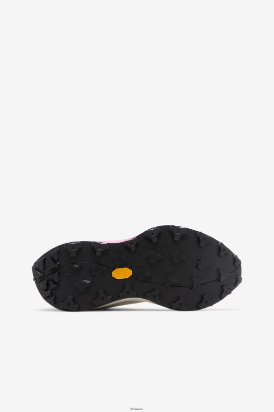 حذاء R1 Runner X Barneys Fila للسيدات أبيض/وردي/أسود BX00H41334 أبيض/وردي جلو/أسود FILA
