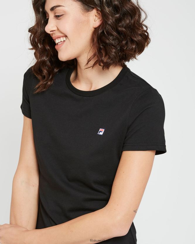 تي شيرت volara ذو شارة للسيدات باللون الأسود من Fila BX00H42950 أسود FILA
