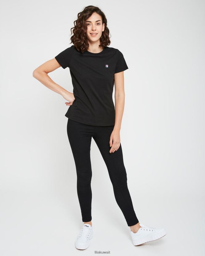 تي شيرت volara ذو شارة للسيدات باللون الأسود من Fila BX00H42950 أسود FILA